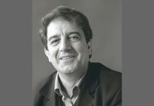 جثمان سيد أحمد أقومي يصل زوال اليوم إلى الجزائر